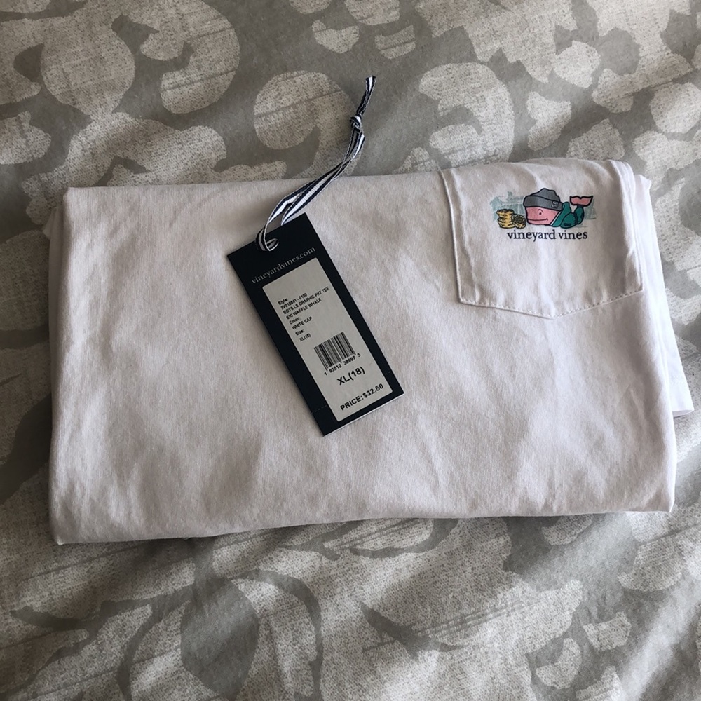 NWT Vineyard Vines Sleeve